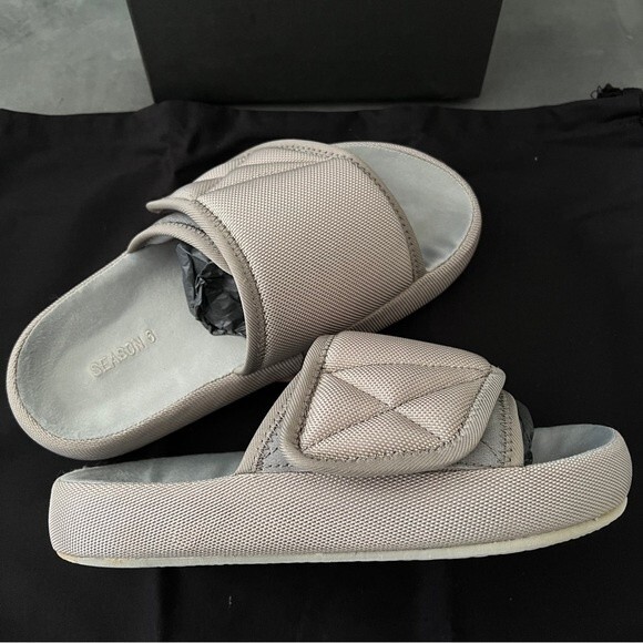 Yeezy Season 6 Nylon Slipper Taupe - Picture 8 of 16